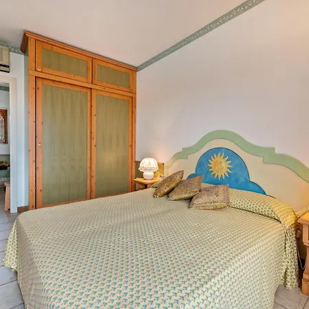Santa Giulia With Swimming Pool * Padenghe sul Garda