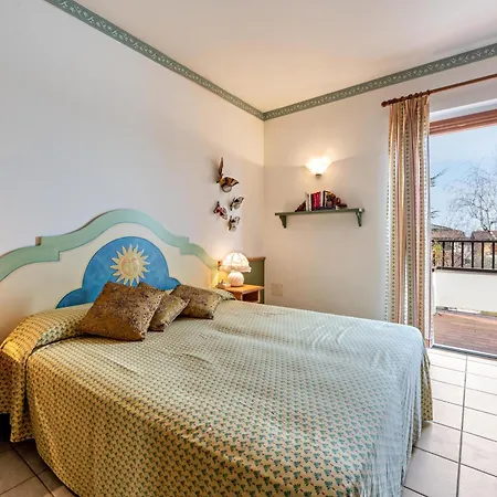 Appartement Santa Giulia With Swimming Pool *