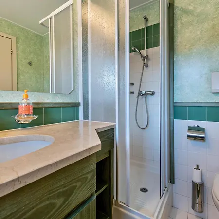 Appartement Santa Giulia With Swimming Pool *