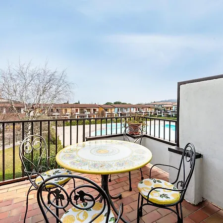 Santa Giulia With Swimming Pool Appartement *
